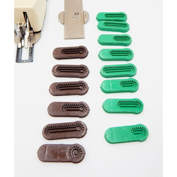 Singer Professional Buttonholer 102991 Original Box Slant Needle Zig Zag - Picture 2 of 12